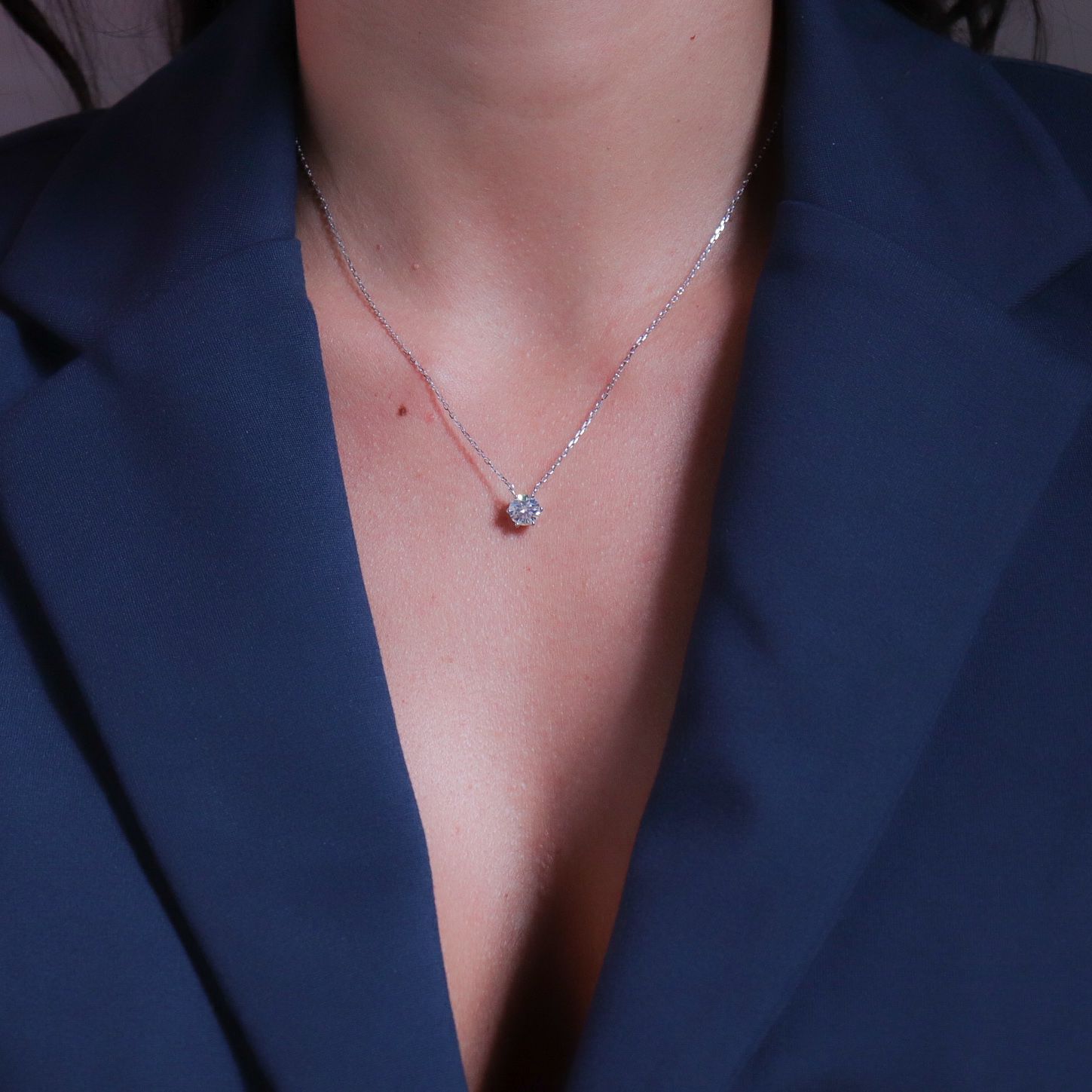 Colar Ponto de Luz Moissanite 6,5mm