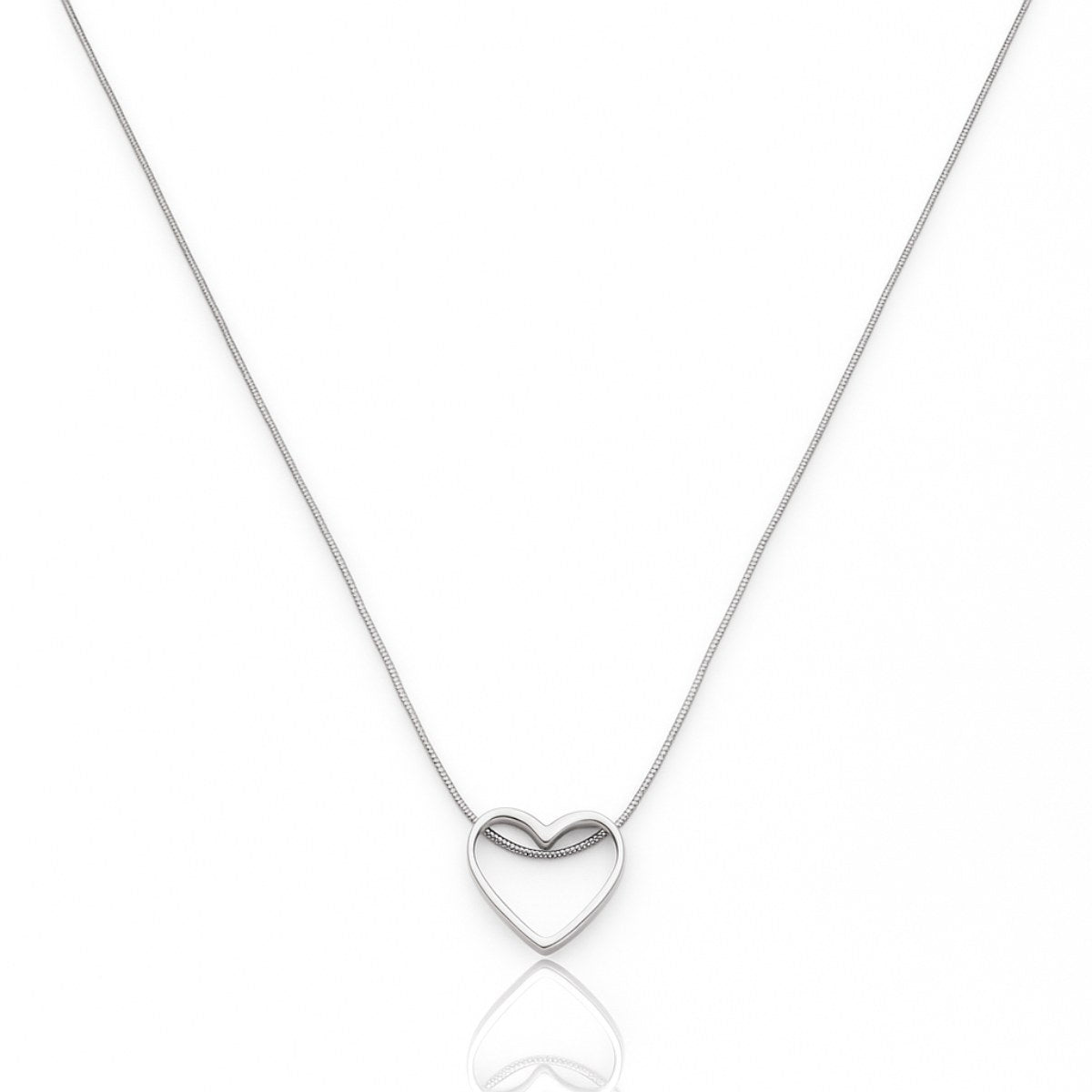 Corrente com Pingente Coração em Prata